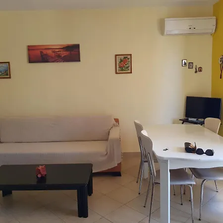 شقة Corfu 73 غليفادا